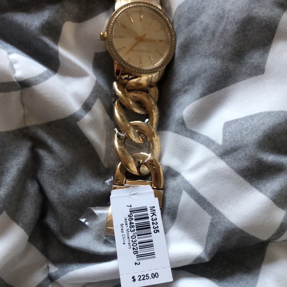 Watch - Picture 3 of 3